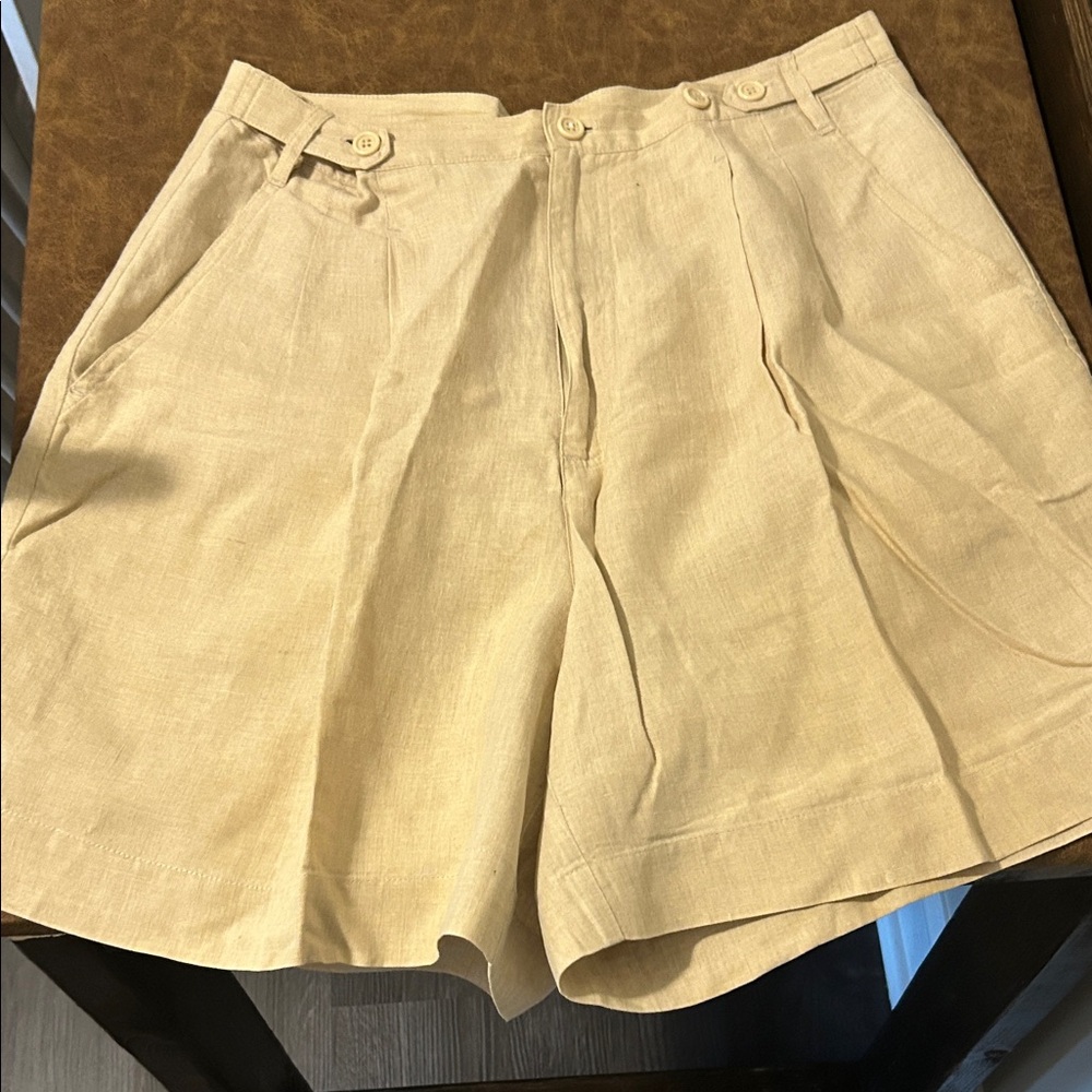 Brooks Brothers Light Beige Linen Shorts
